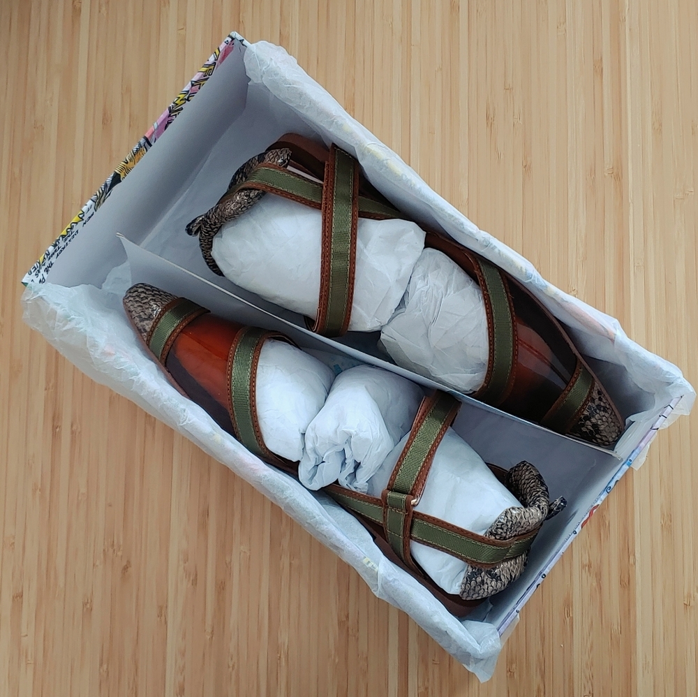 HTF Jeffrey Campbell Enrich Flats - Picture 13 of 13